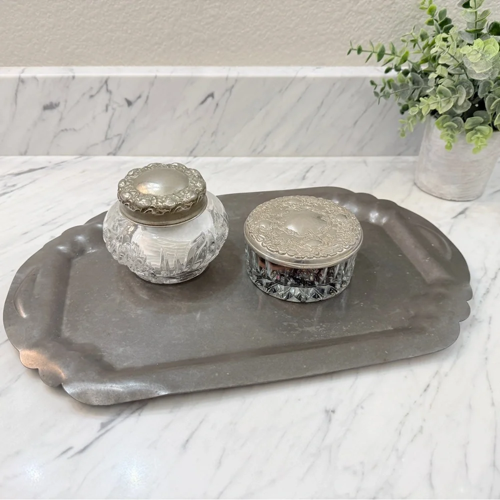 Vintage Pewter Vanity Tray – Scalloped Edges, Rectangular, England
